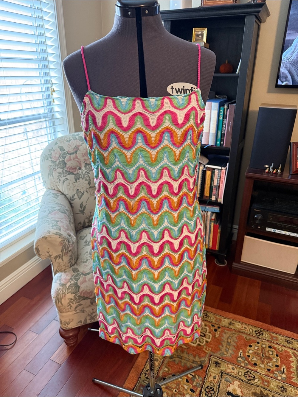 Gianni Bini Mini Dress with Pink, Orange, and Blue A Fun Dress For Summer Size L